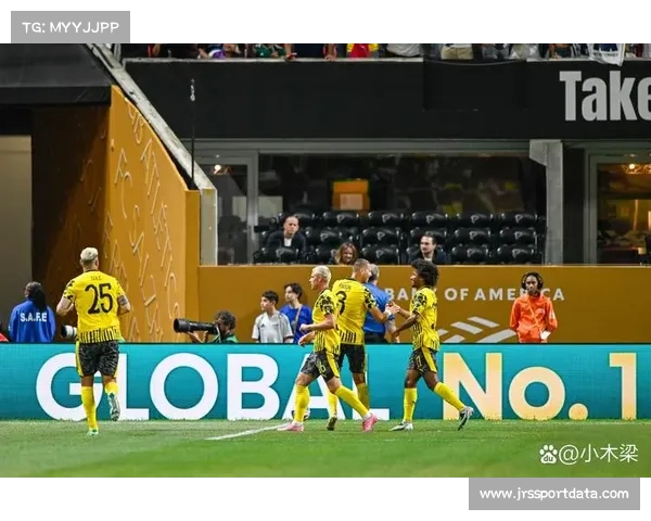 多特蒙德4-0大胜波鸿，吉拉西梅开二度