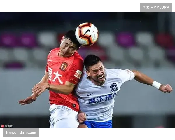 事件报道：一起关于“商业机密”的诉讼，涉及前球队员工带走定位球战术手册